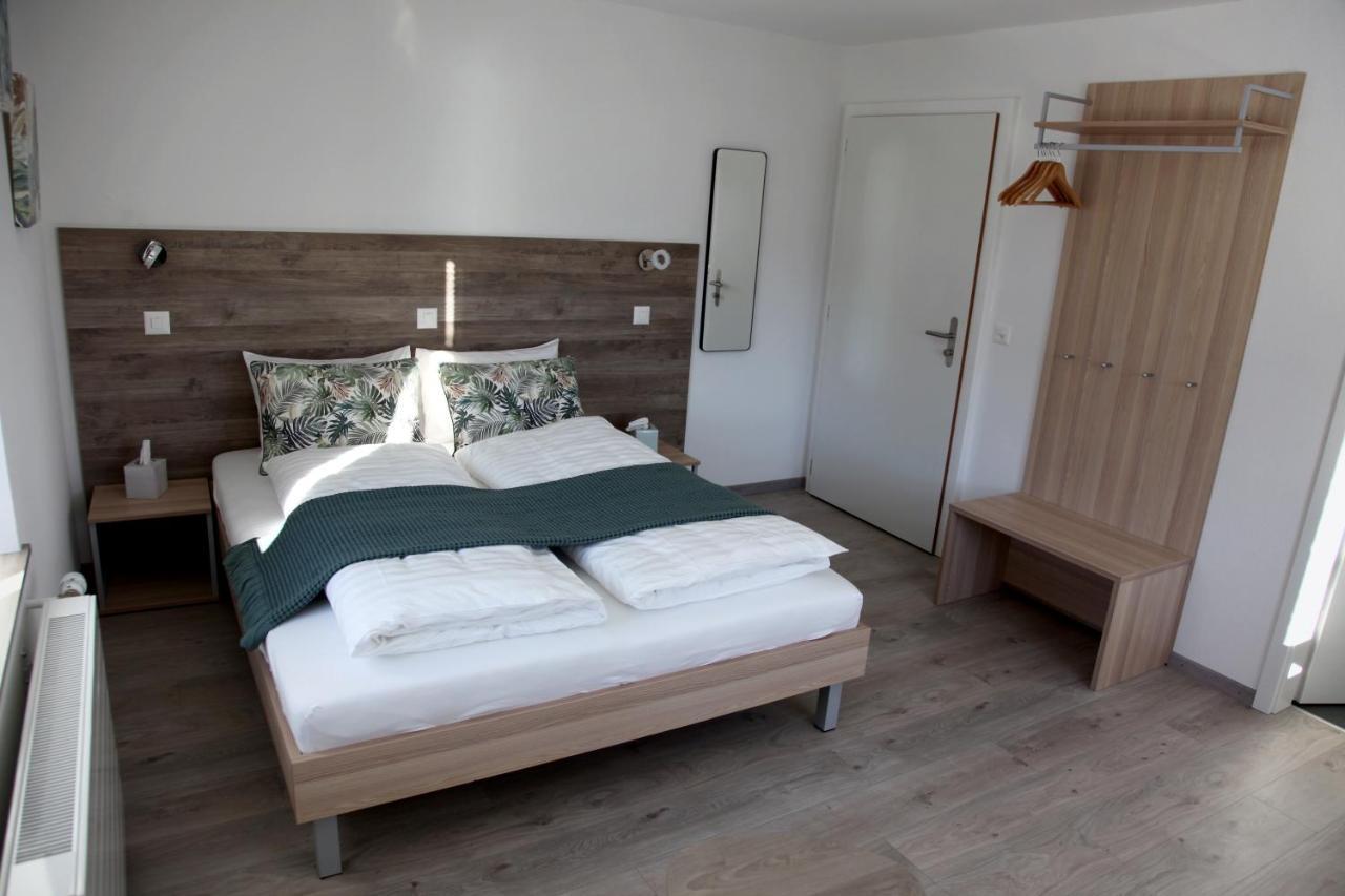 Auberge Du Prevoux Le Locle Dış mekan fotoğraf